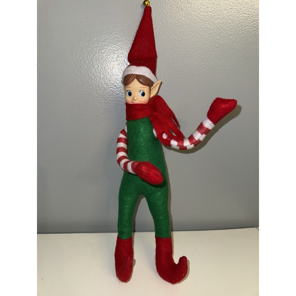Pixie Christmas elf knee hugger hard face green Sits On Shelf Or Tree Bendable